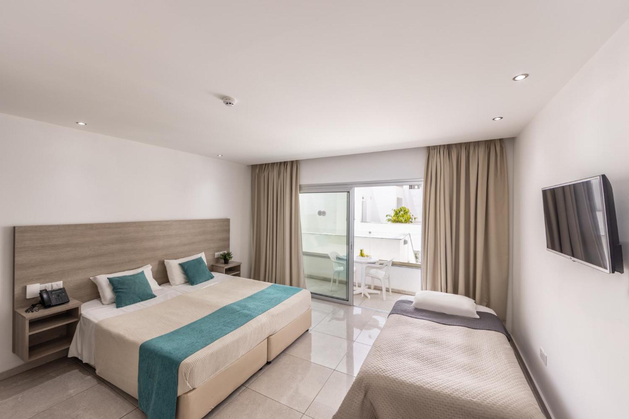 Milea Hotel Ayia Napa Habitación foto