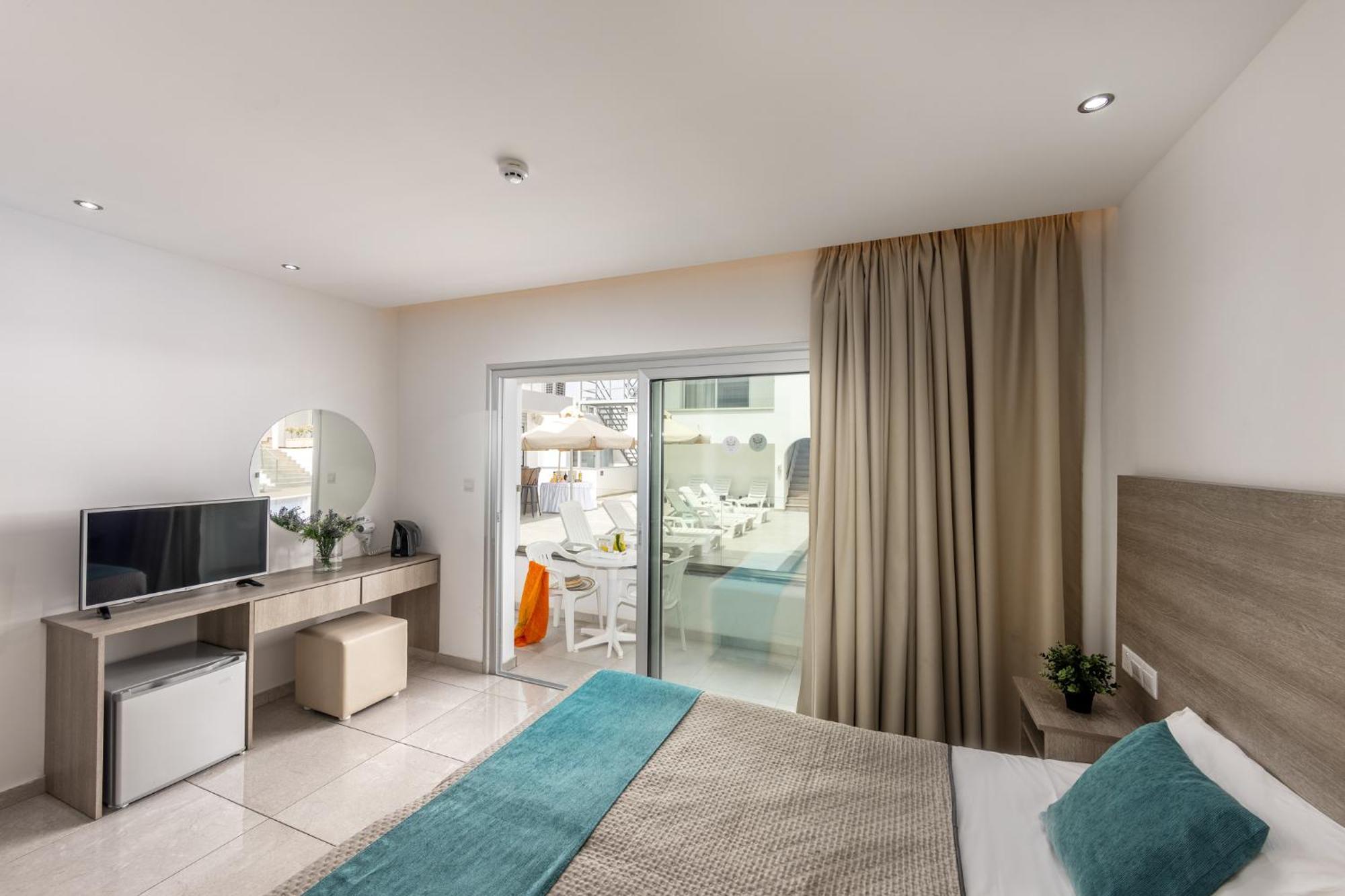 Milea Hotel Ayia Napa Habitación foto