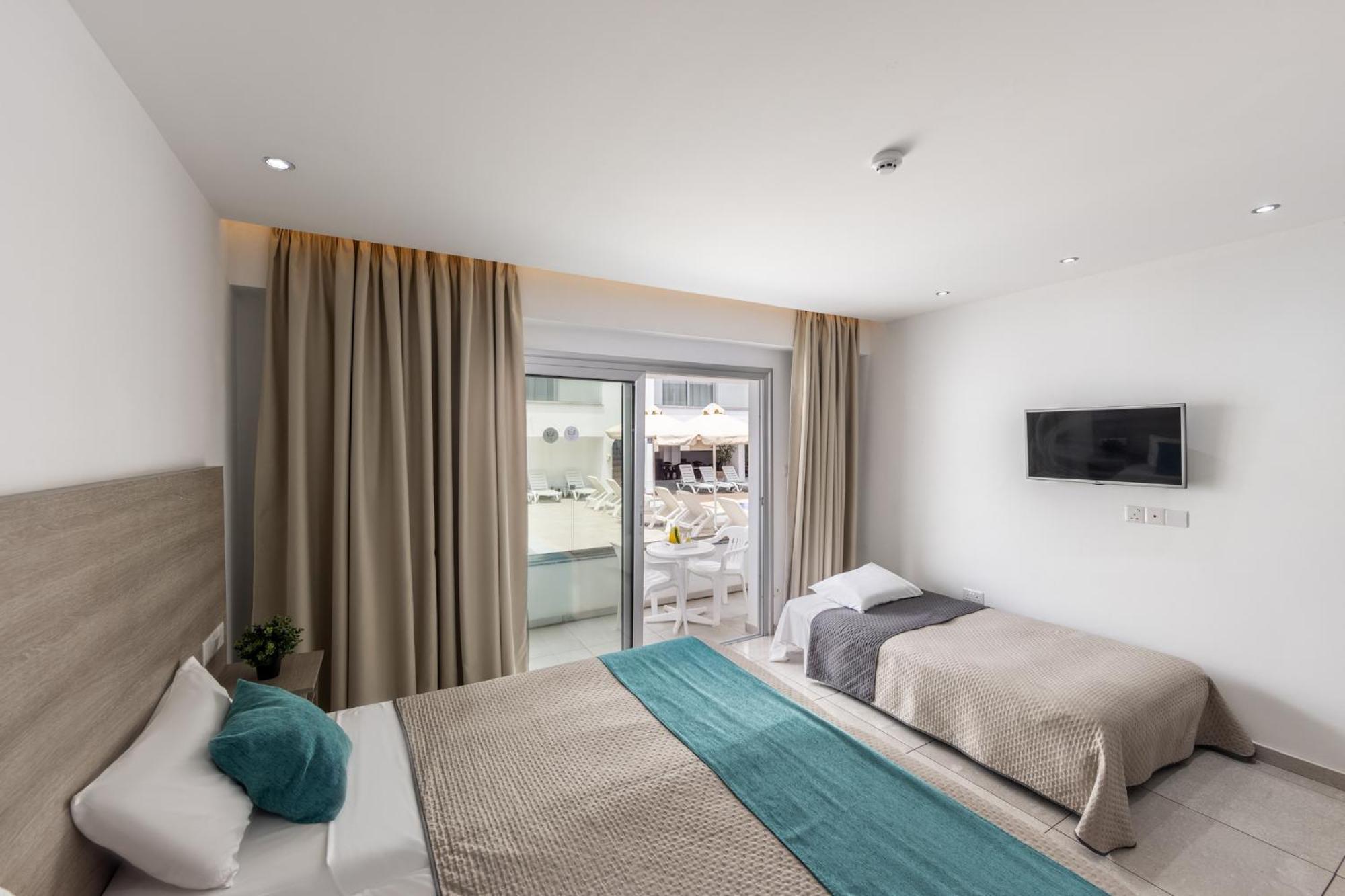 Milea Hotel Ayia Napa Habitación foto